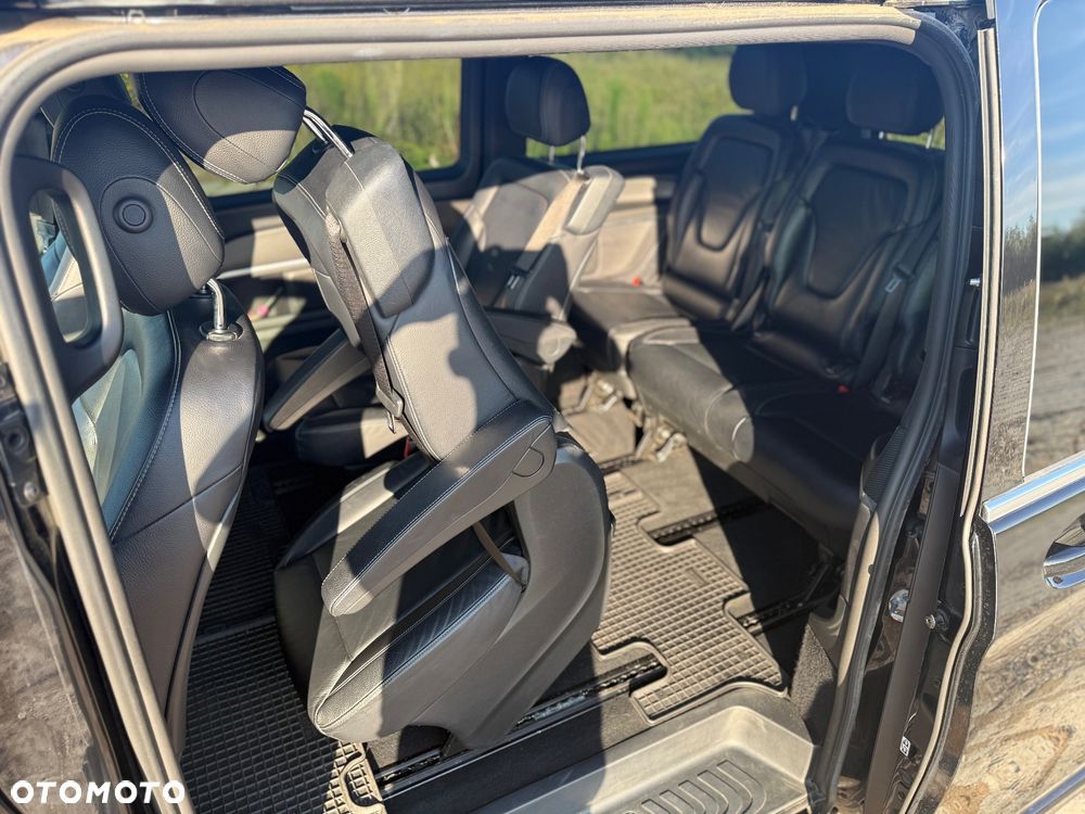 Mercedes-Benz Klasa V 300 d 4-Matic 9G-Tronic (długi) - 23