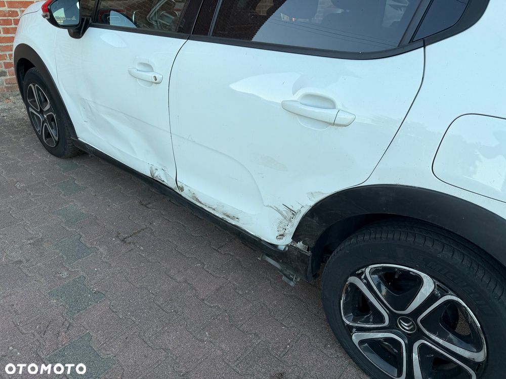 Citroën C3 Pure Tech (VTi) 82 Exclusive - 12