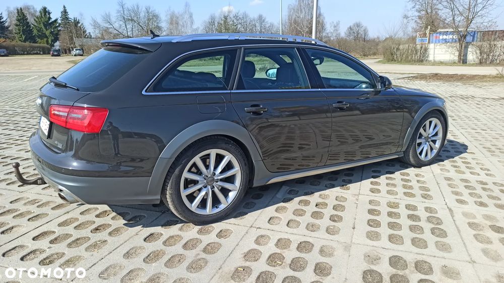 Audi A6 Allroad - 17