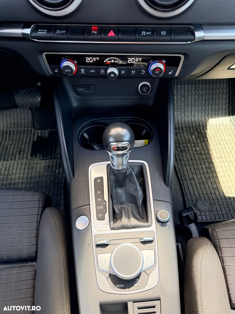 Audi A3 2.0 TDI S tronic Sport - 11