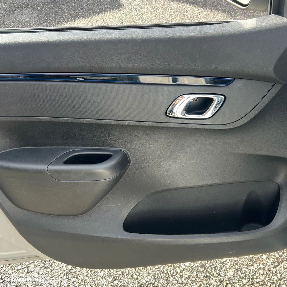 Dacia Spring Comfort Plus - 11