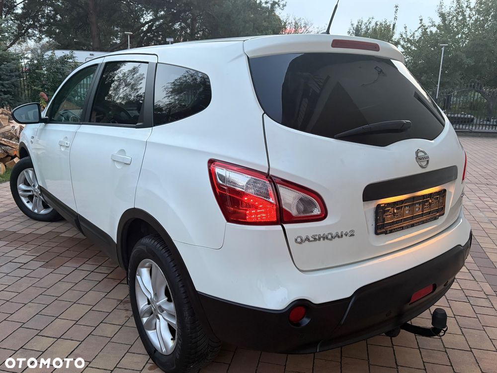 Nissan Qashqai+2 2011 photo 2