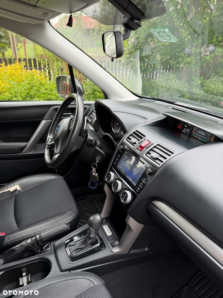 Subaru Forester 2.0 XT Comfort Lineartronic - 19