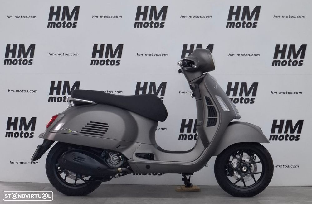 Vespa GTS Super 300 - 1