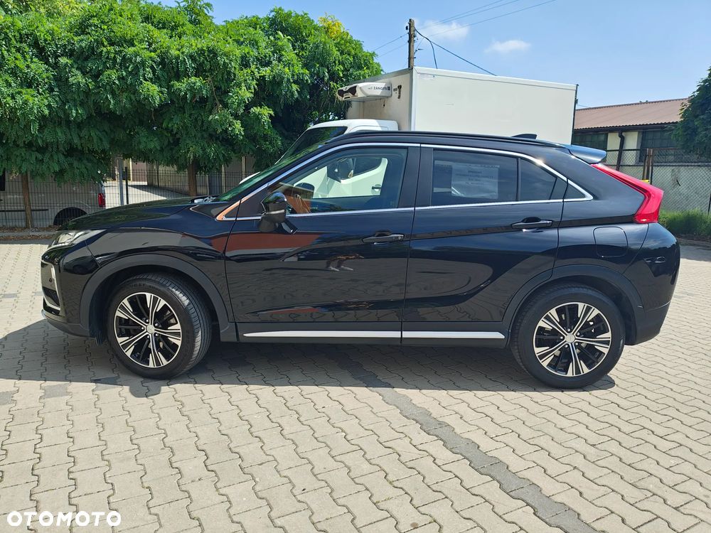 Mitsubishi Eclipse Cross 1.5 T Invite Plus - 1