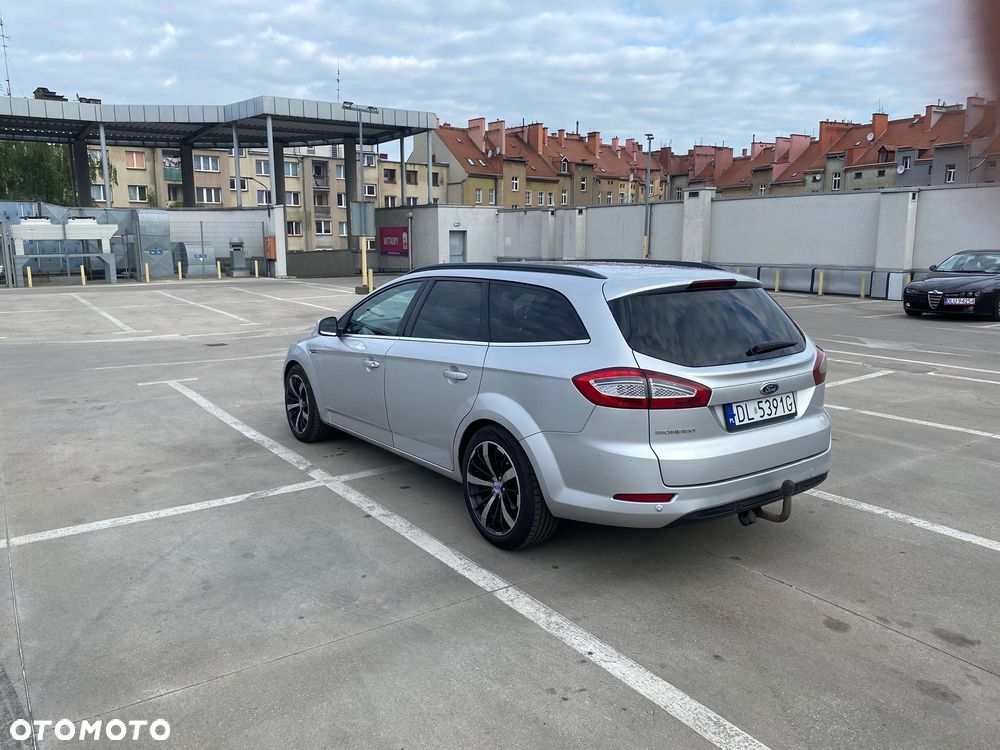 Ford Mondeo 2.0 TDCi Platinium X Plus (Titanium) - 4