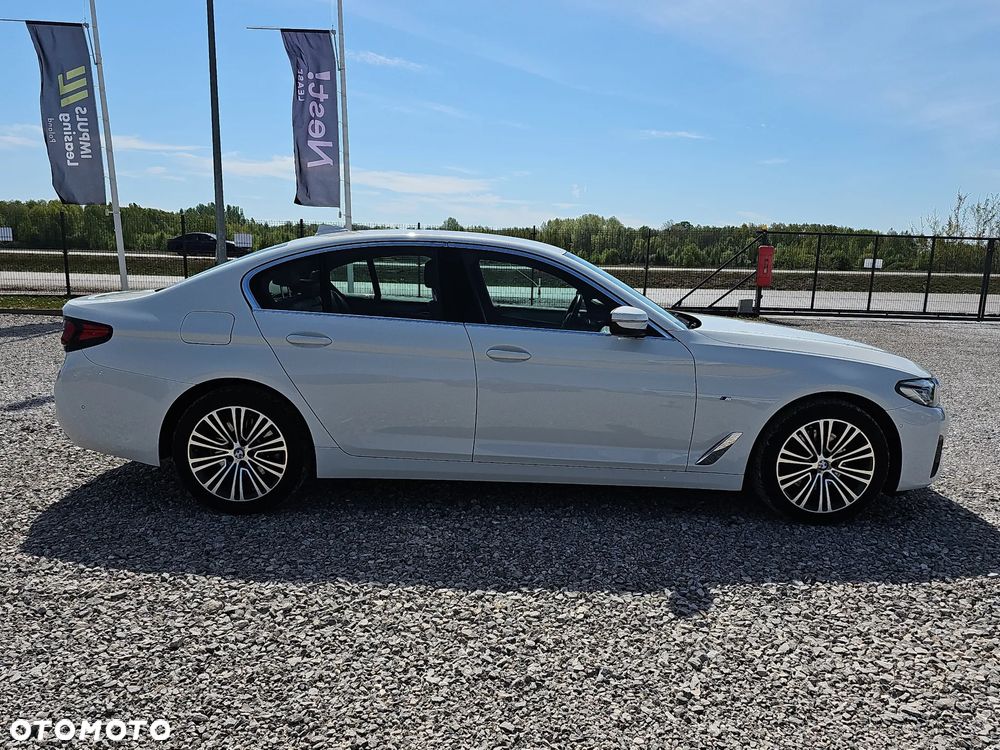 BMW Seria 5 518d mHEV Luxury Line - 4