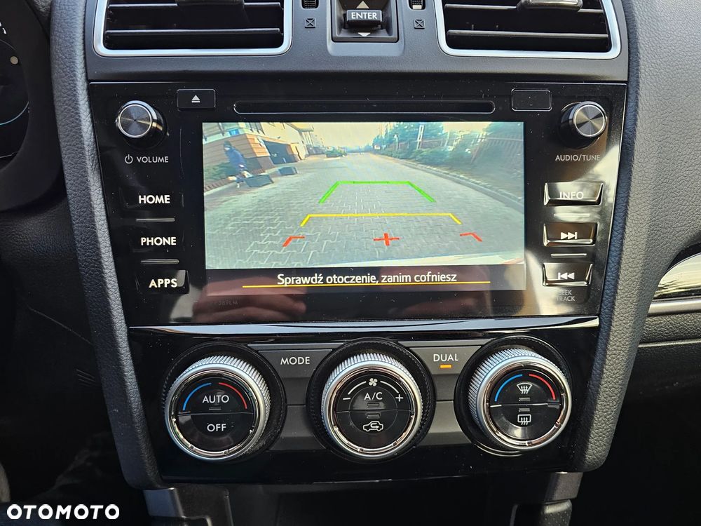 Subaru Forester 2.0 i Exclusive Lineartronic - 17