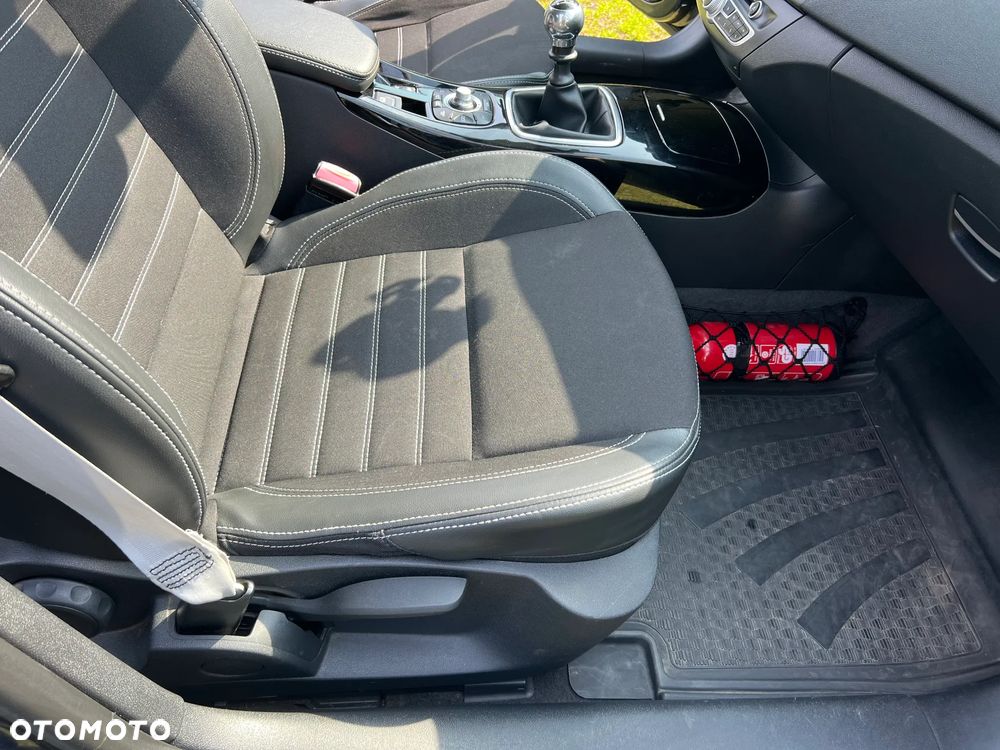 Renault Laguna 2.0 dCi Bose Edition - 15