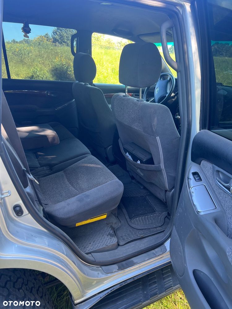 Toyota Land Cruiser - 8