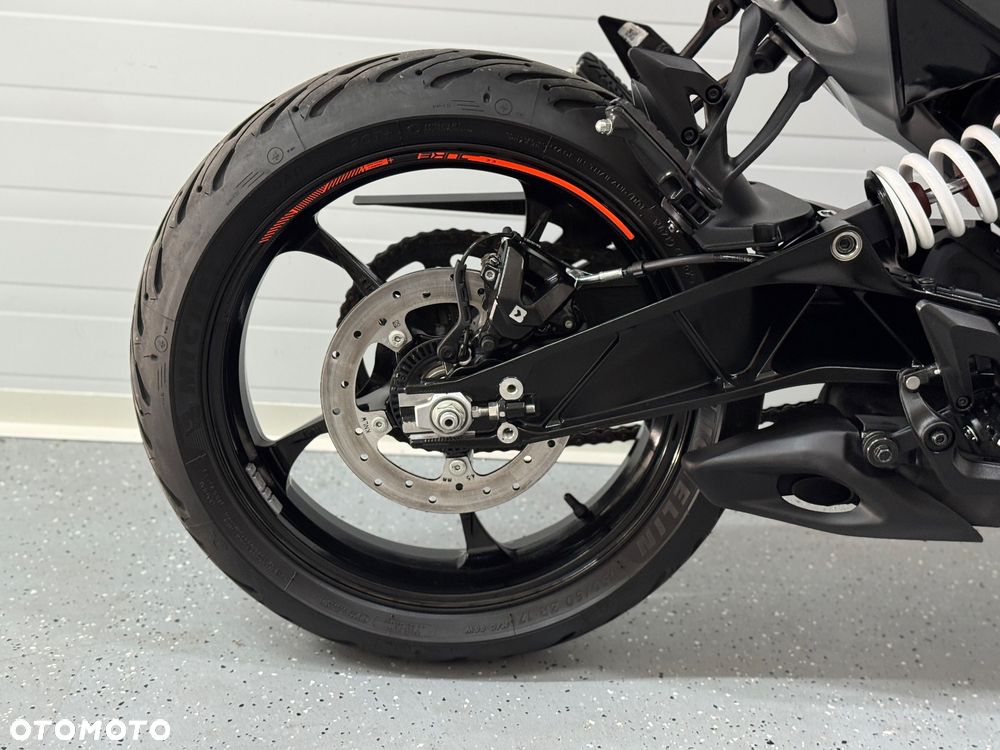 KTM Duke 125 - 7