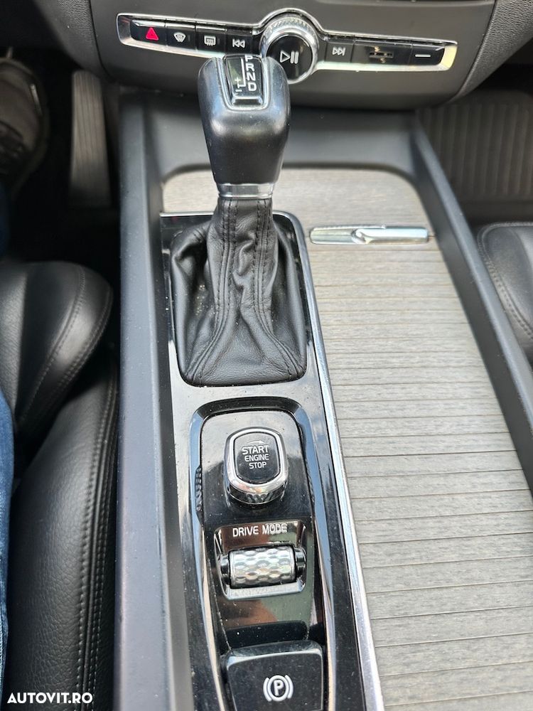 Volvo XC 60 D5 AWD Inscription - 16