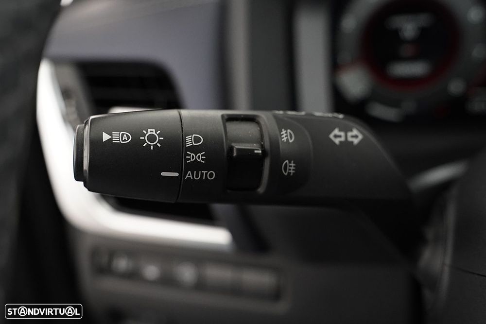 Nissan Qashqai 1.3 DIG-T Tekna Xtronic - 17