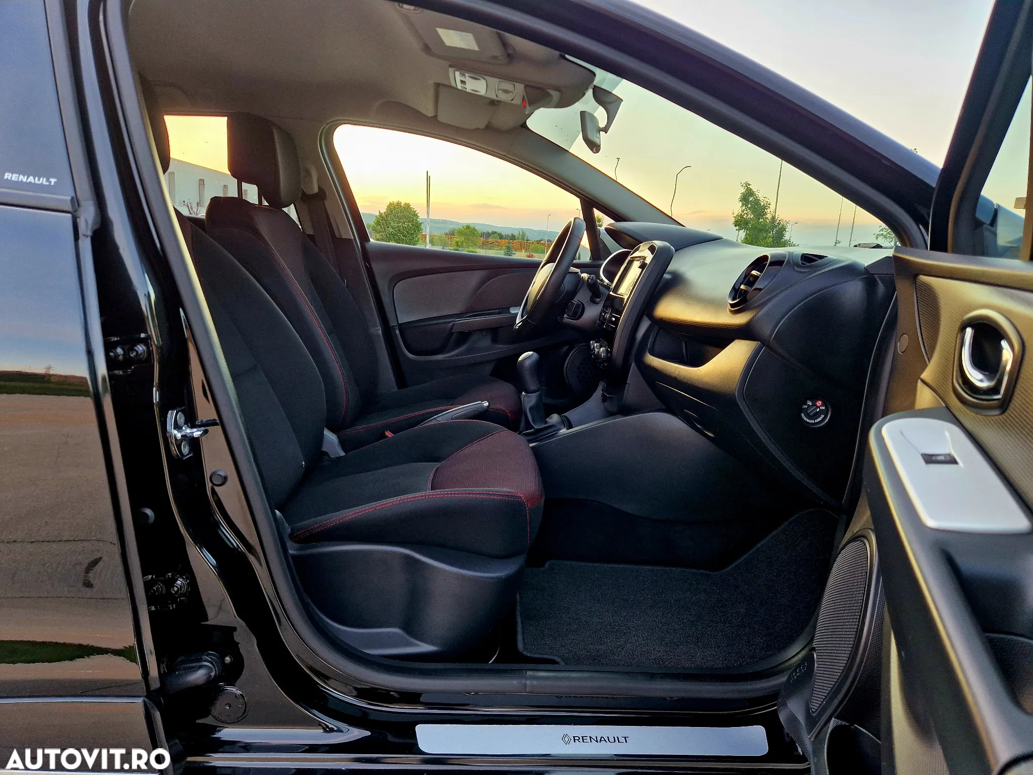 Renault Clio (Energy) TCe 90 Bose Edition - 11