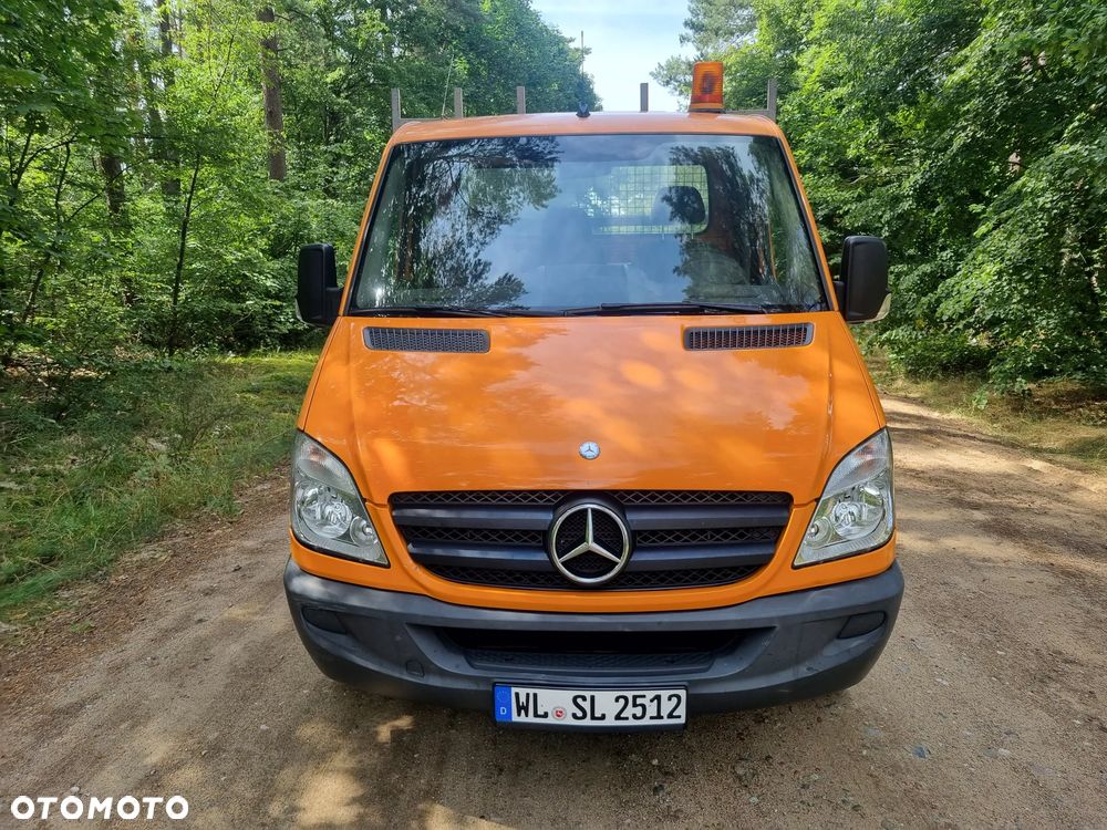 Mercedes-Benz Sprinter - 9