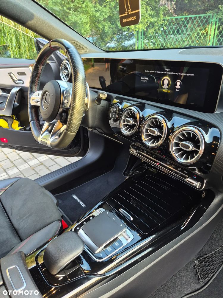 Mercedes-Benz CLA AMG 35 4-Matic 7G-DCT - 14