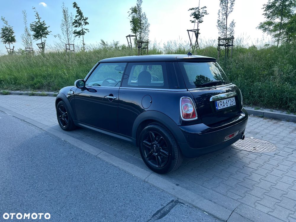 MINI ONE Standard - 8