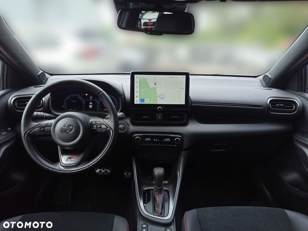 Toyota Yaris - 17