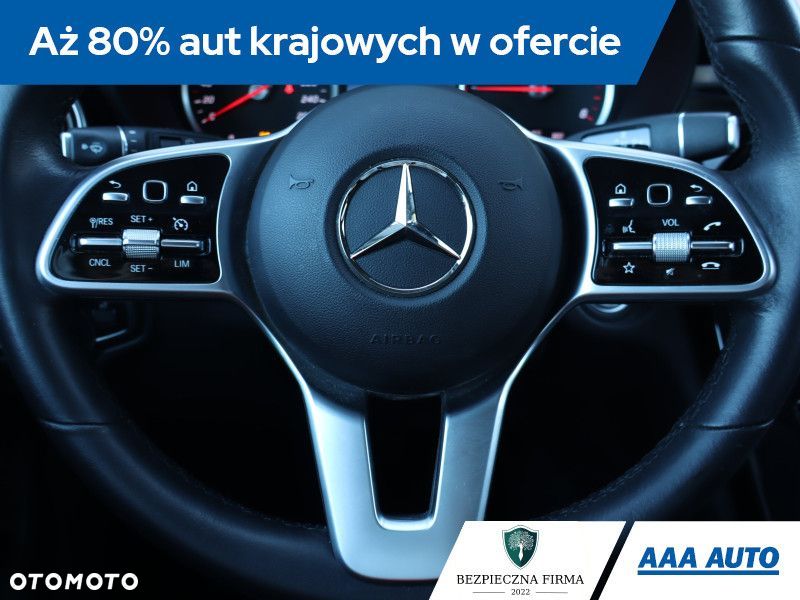 Mercedes-Benz GLC - 21