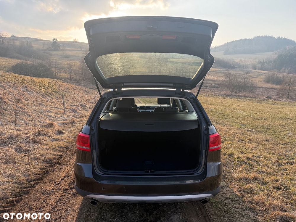 Volkswagen Passat 2.0 TDI Comfortline DSG - 16