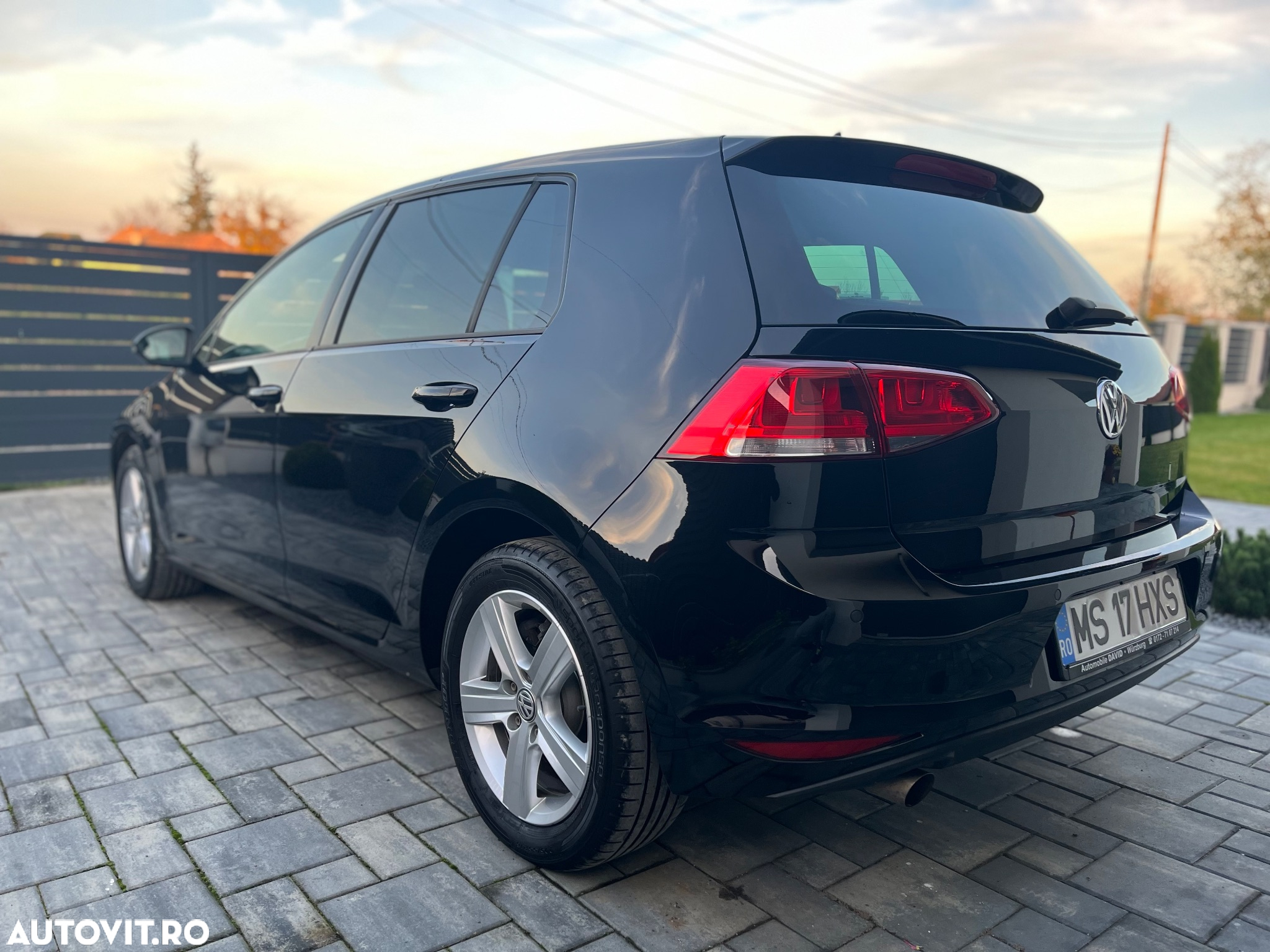 Volkswagen Golf 1.6 TDI DPF BMT DSG Comfortline - 5