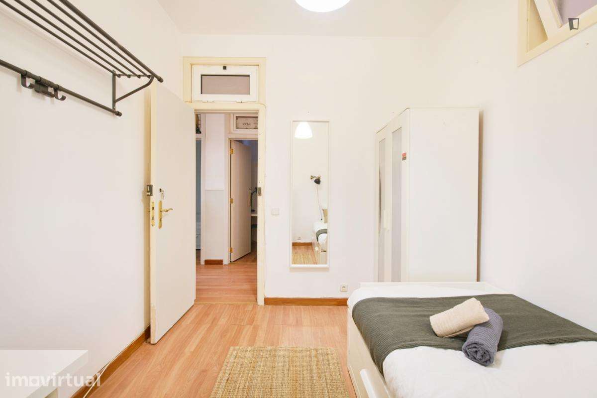 Quarto - localizado em Arroios Lisbon - Grande imagem: 5/33