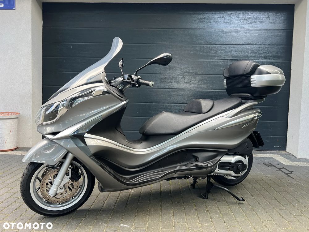 Piaggio X10 - 3