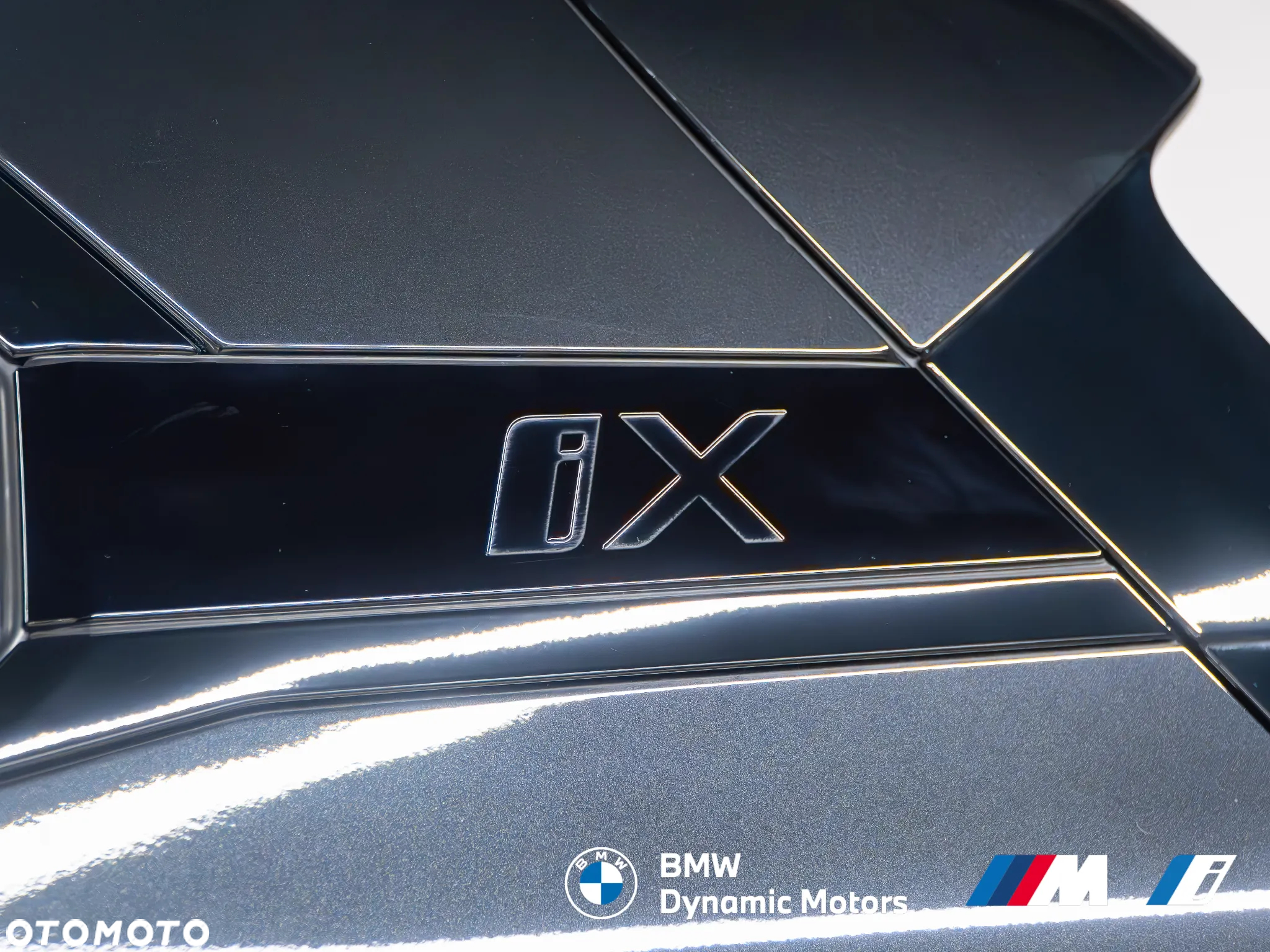 BMW iX xDrive45 - 11