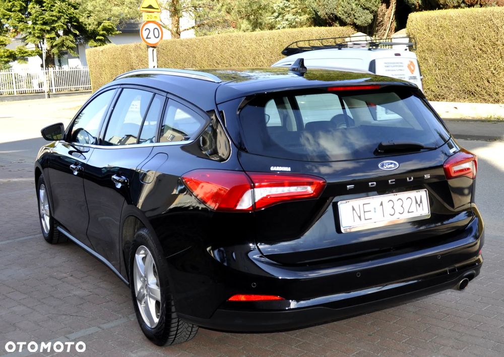 Ford Focus - 10