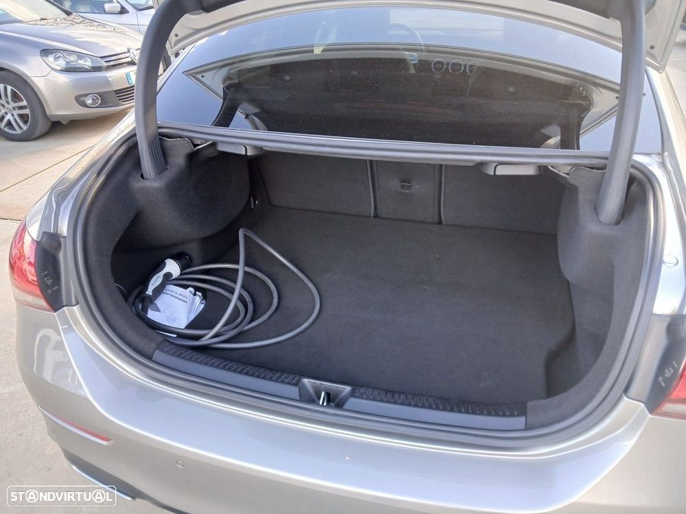 Mercedes-Benz A 250 e 8G-DCT Lim. Special Edition - 14