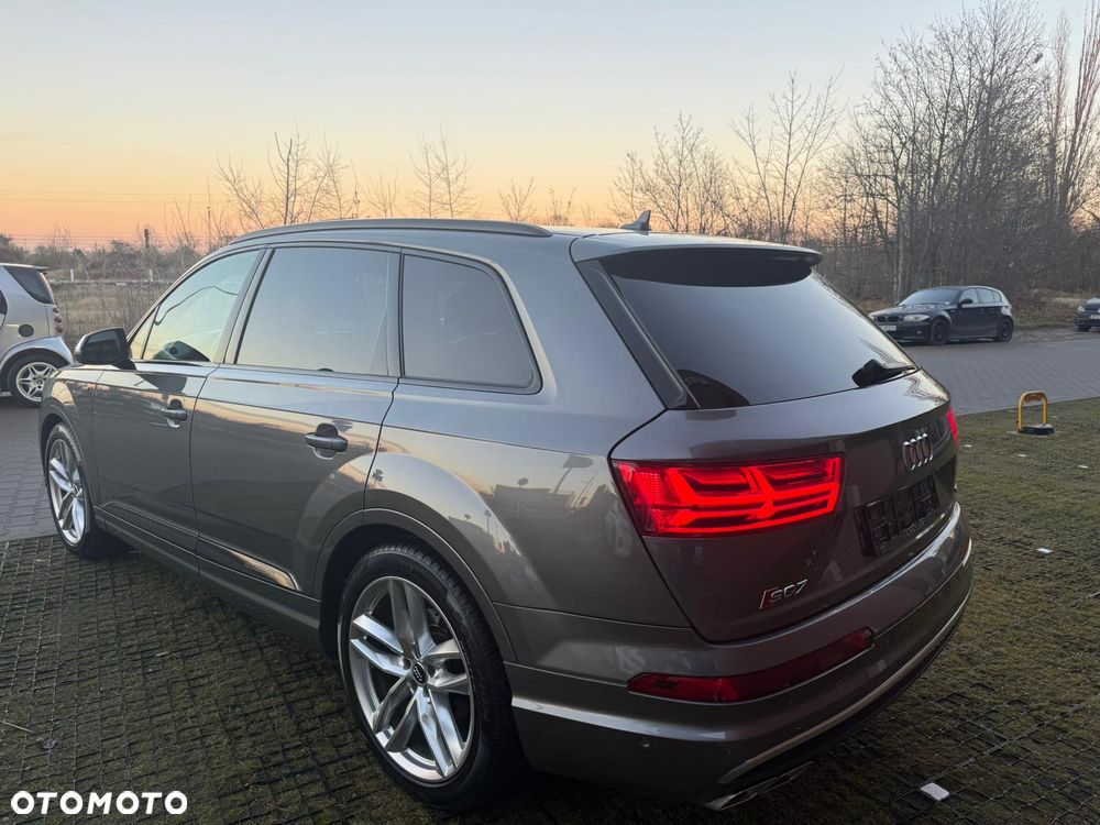 Audi Q7 - 5