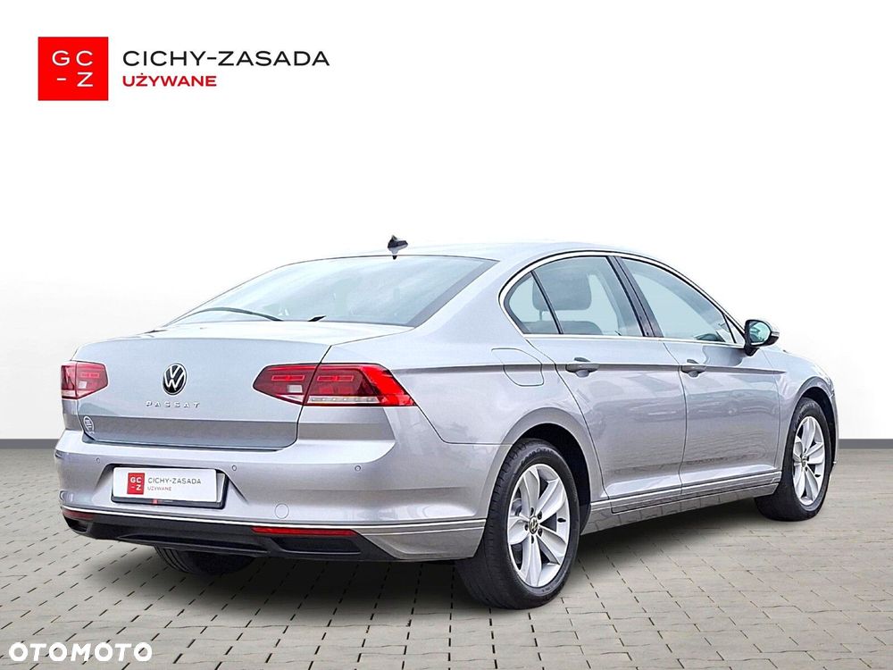 Volkswagen Passat 2.0 TDI Business DSG - 5