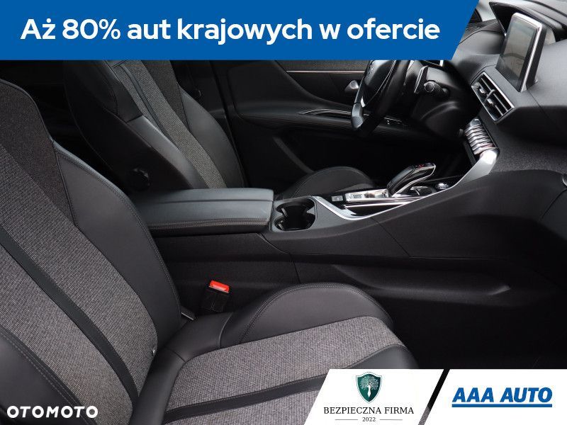 Peugeot 3008 - 11