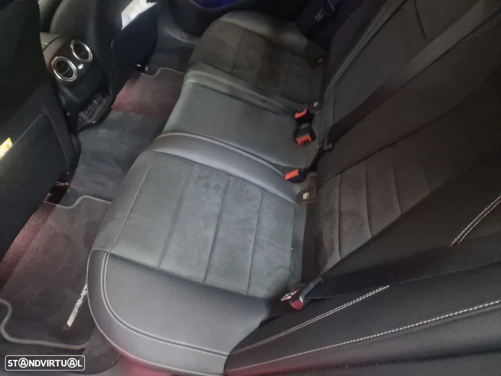 Mercedes-Benz E 300 de Avantgarde - 11