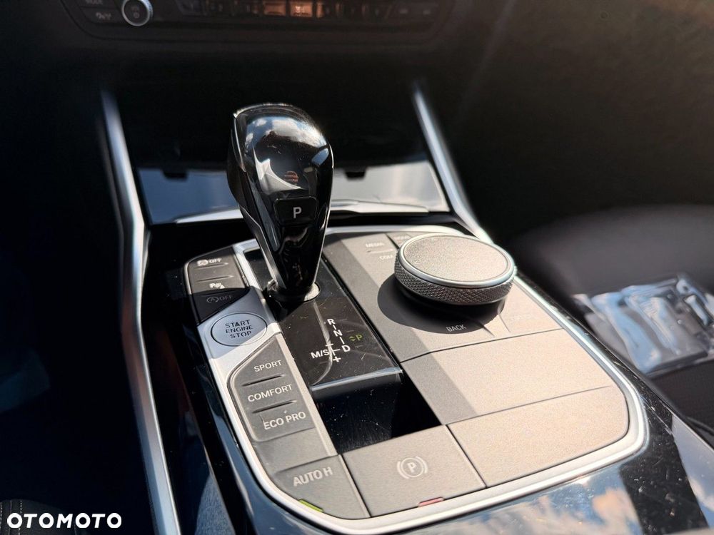 BMW Seria 3 - 25