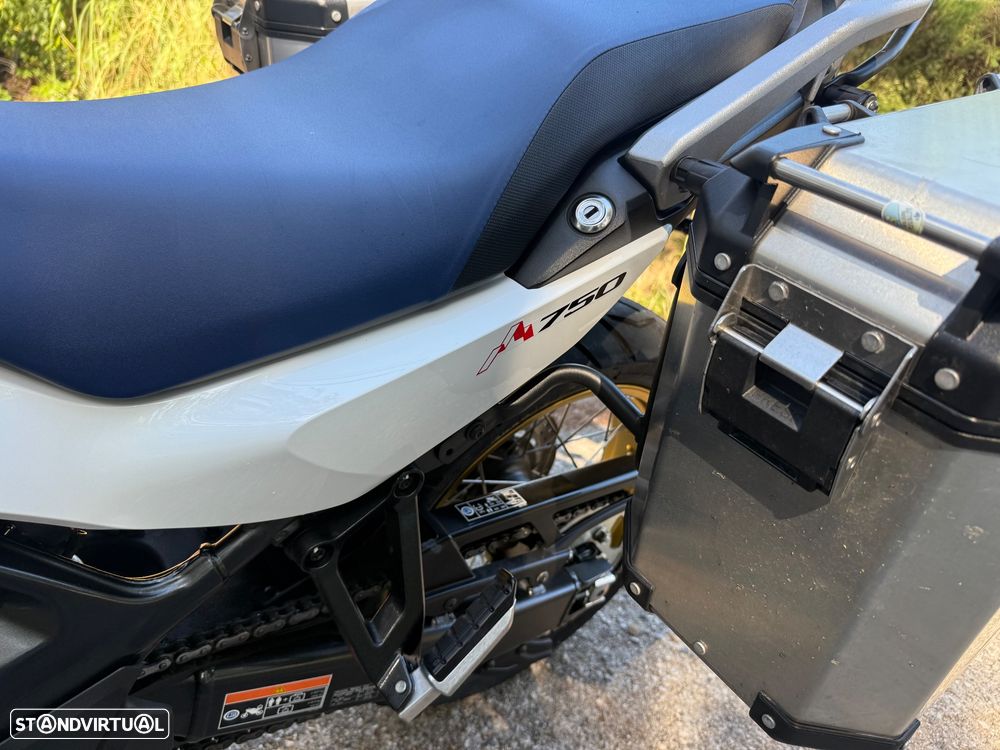 Honda Transalp 750 - 7