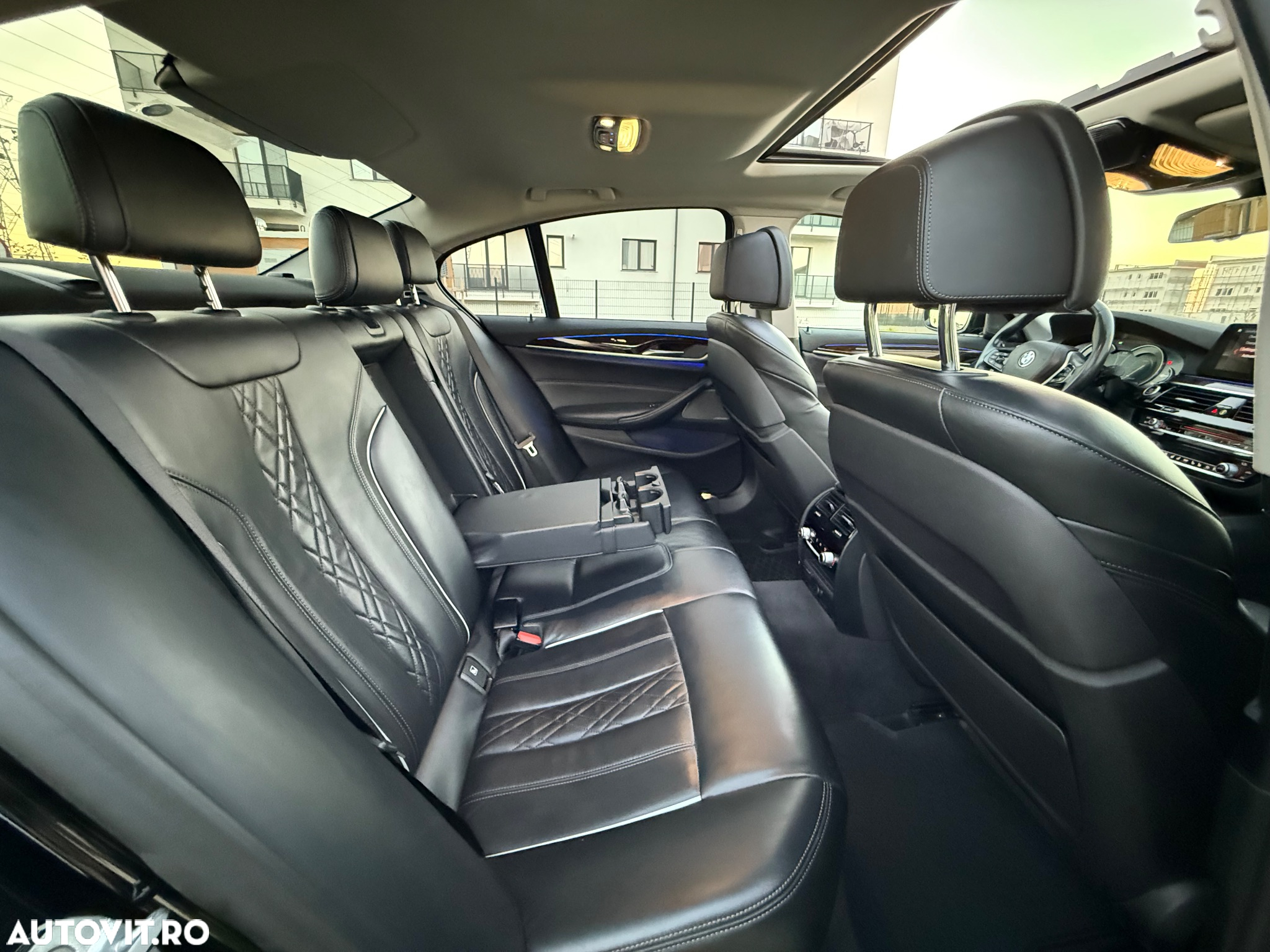 BMW Seria 5 530e Aut. - 15