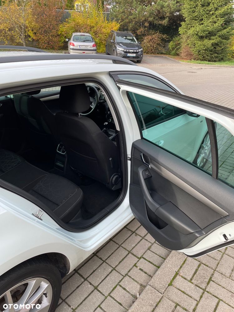 Skoda Octavia Combi 1.6 TDI Clever - 21