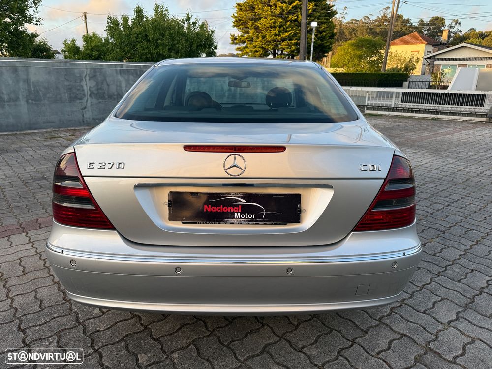 Mercedes-Benz E 270 - 6