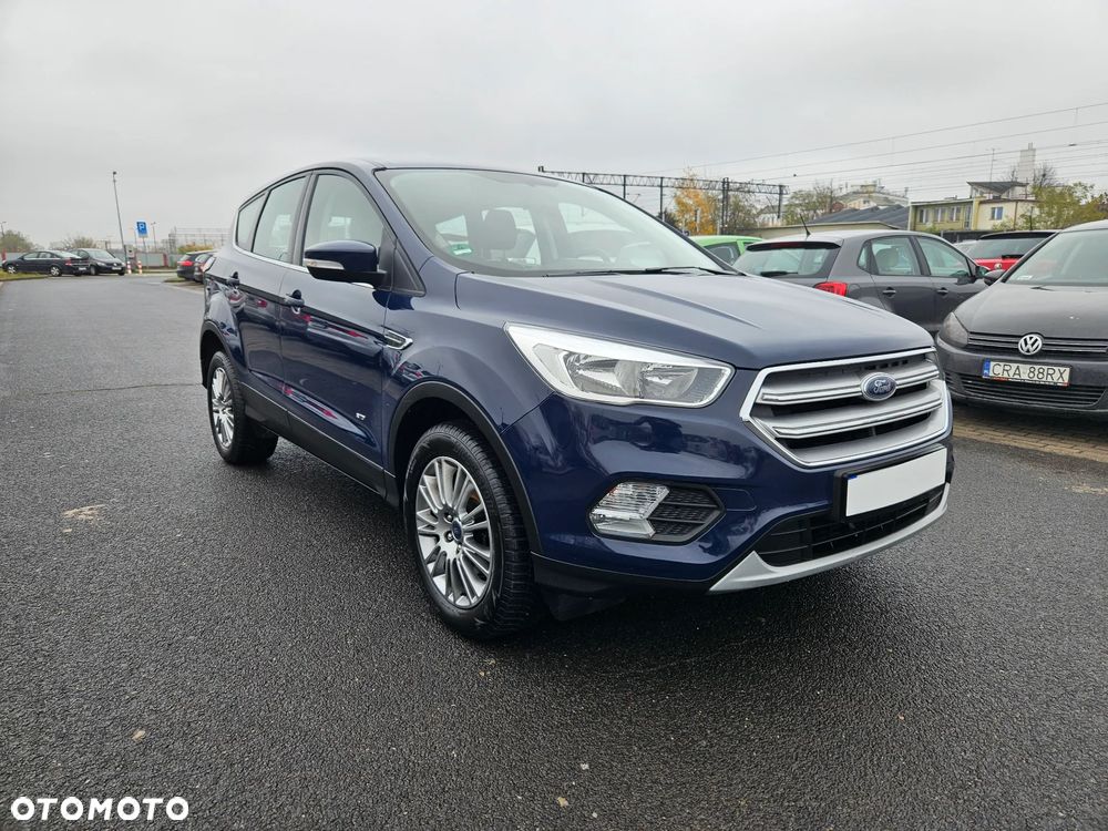 Ford Kuga - 1
