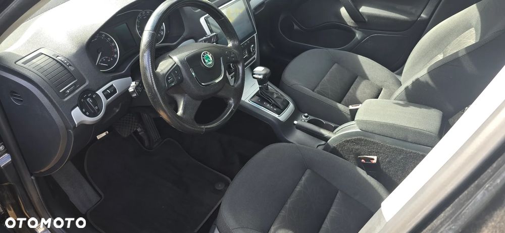 Skoda Octavia 2.0 TDI DPF DSG FAMILY - 11