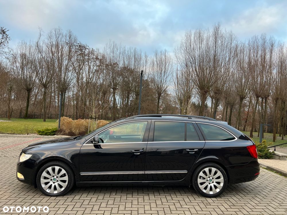 Skoda Superb 2.0 TDI DSG Elegance - 8