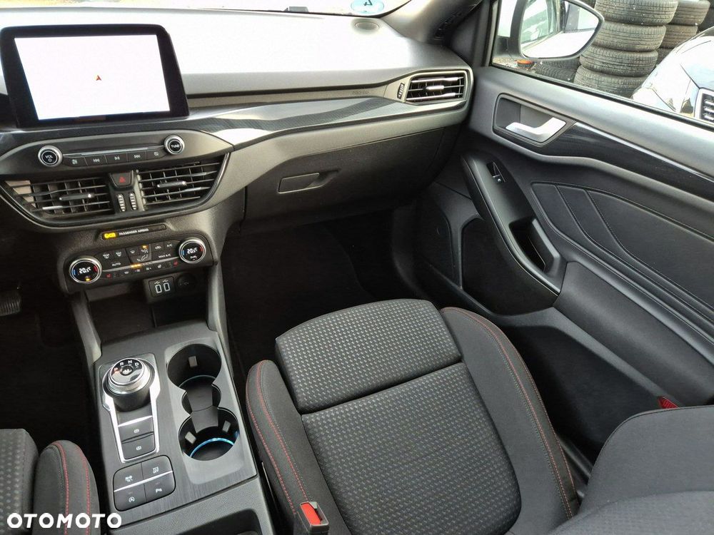 Ford Focus 2.0 EcoBlue ST-Line X - 25