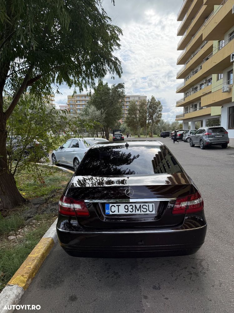 Mercedes-Benz E 220 CDI BlueEfficiency - 3