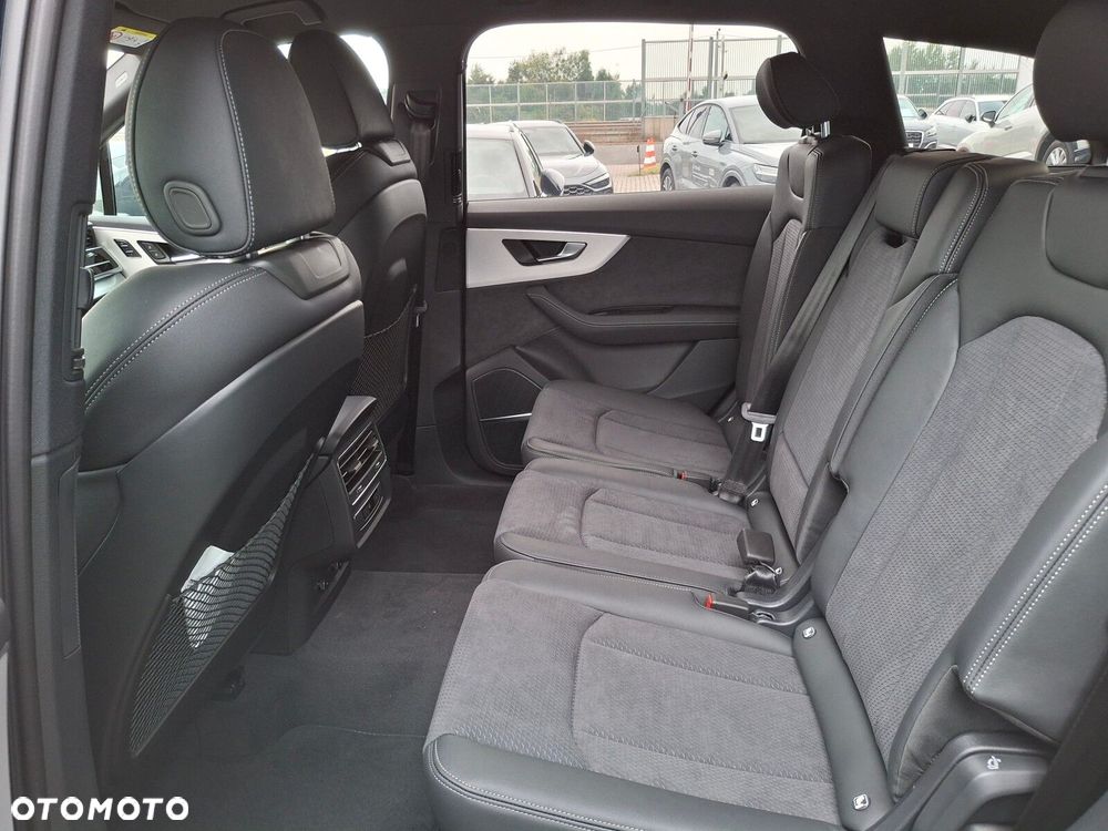 Audi Q7 - 18