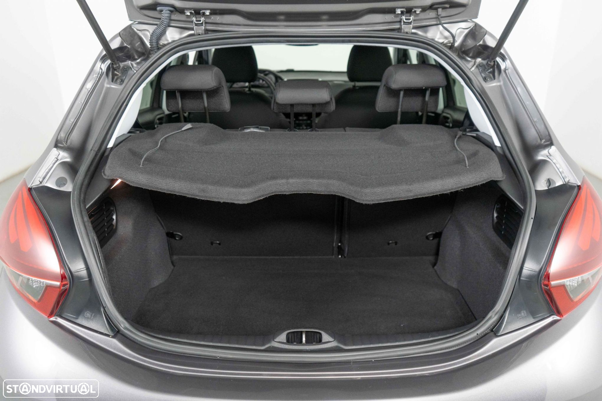 Peugeot 208 1.2 PureTech Allure - 11