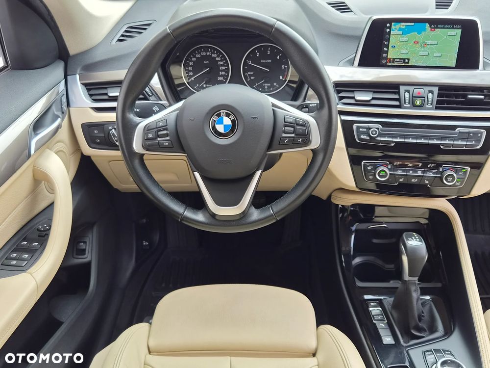 BMW X1 xDrive18d xLine sport - 6