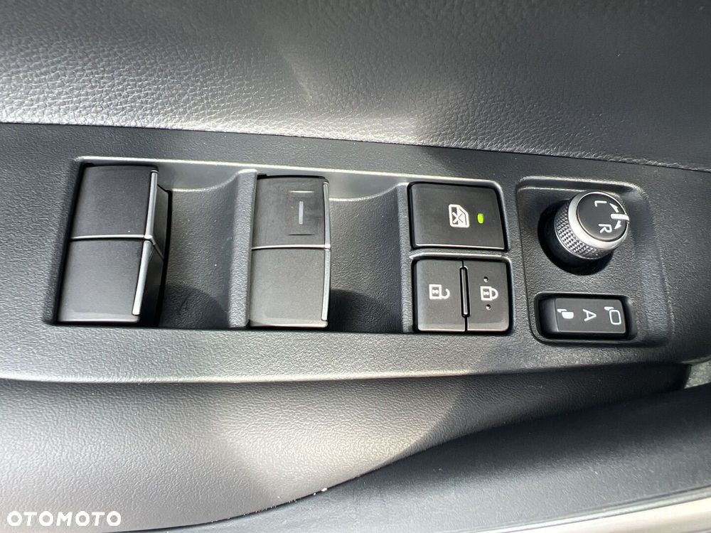 Toyota Corolla 1.8 Hybrid Style - 19