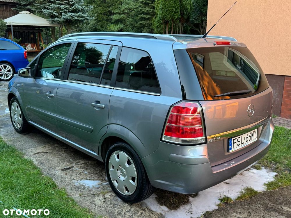 Opel Zafira 1.8 Elegance - 2