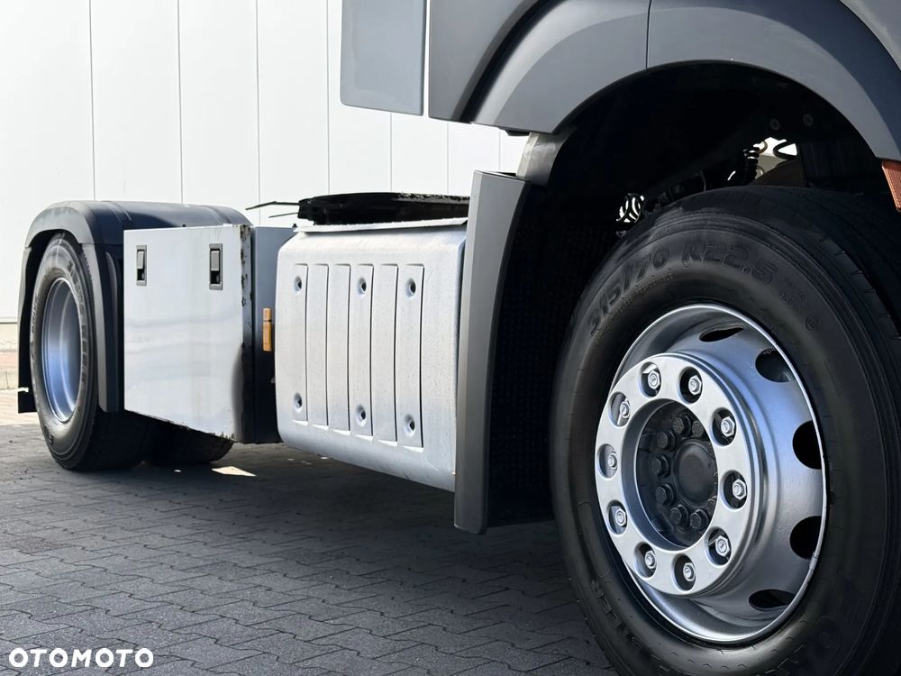 Mercedes-Benz ACTROS 1845 / STANDARD / SALON PL - 11